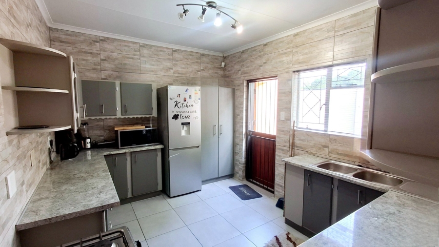 3 Bedroom Property for Sale in Sasolburg Ext 11 Free State